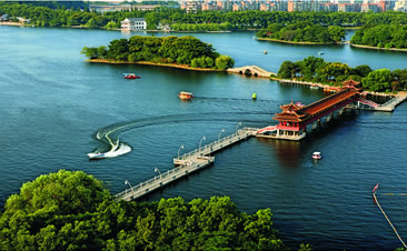 湖南省烈士公園風雨長廊